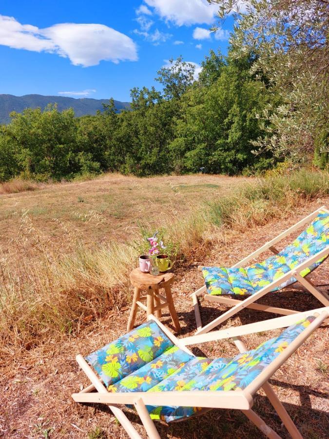 Logement D'Exception Pres Du Colorado Provencal Dans Une Residence Au Calme Avec Piscine Offrant Une Vue Imprenable Sur Le Luberon Depuis Sa Terrasse Viens Eksteriør billede